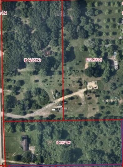16621 Old Richmond Rd Property Photo 3