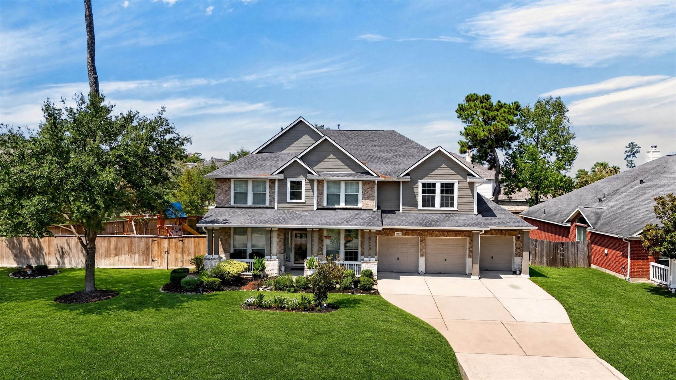 25215 Piney Heights Lane Property Photo 1