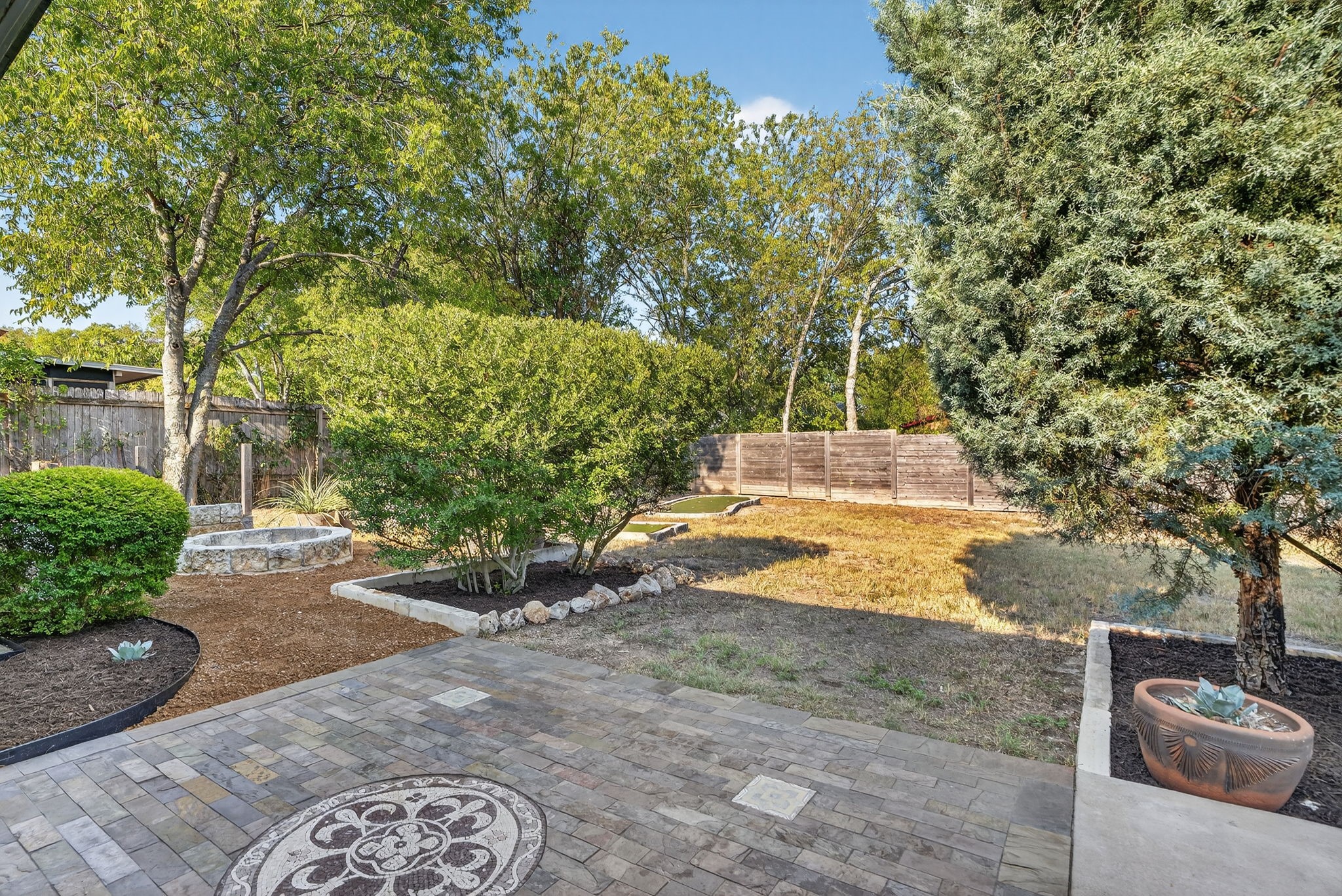 5706 Breezewood Drive Property Photo 17