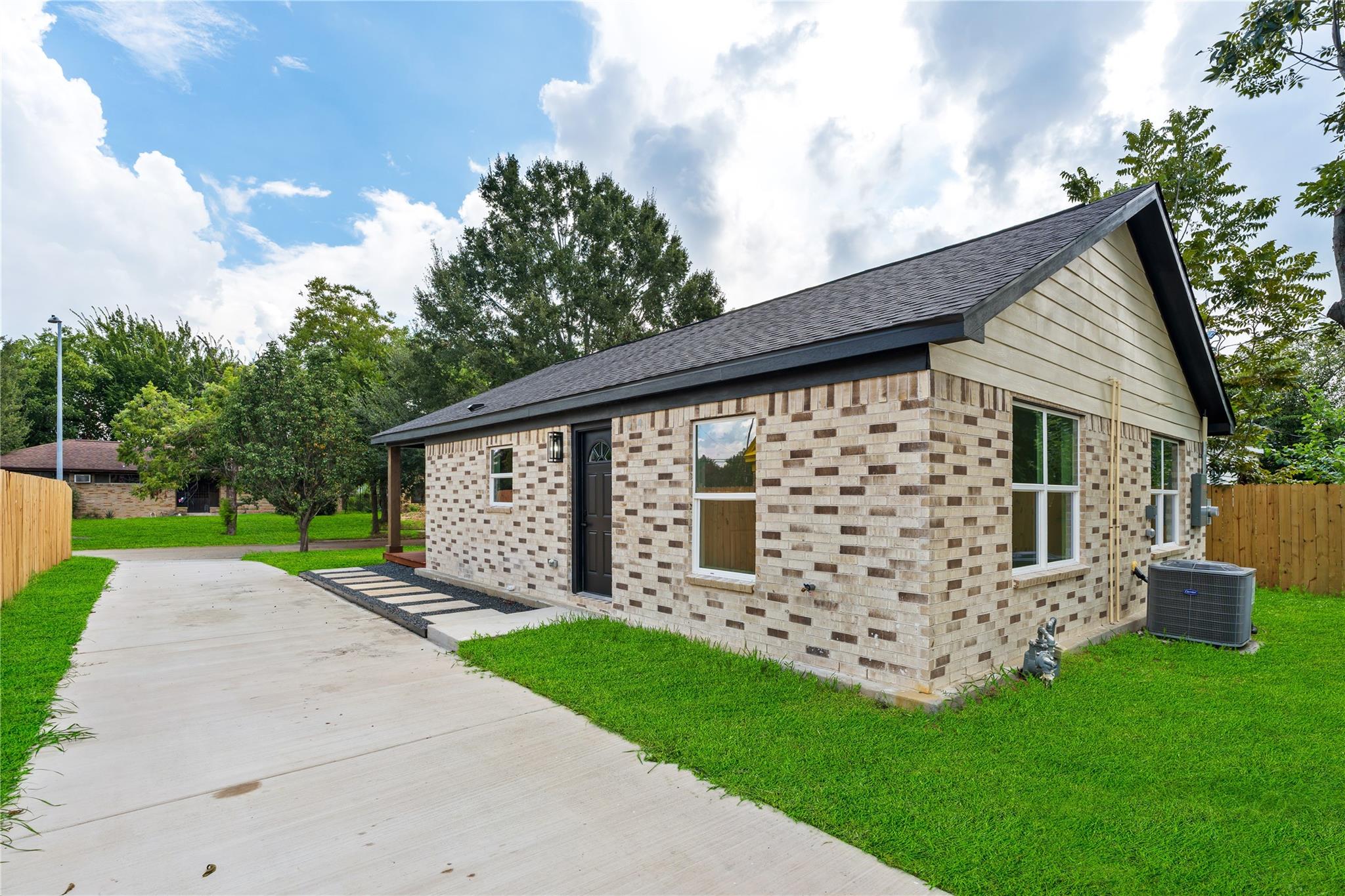 1408 Pearson Street Property Photo 31