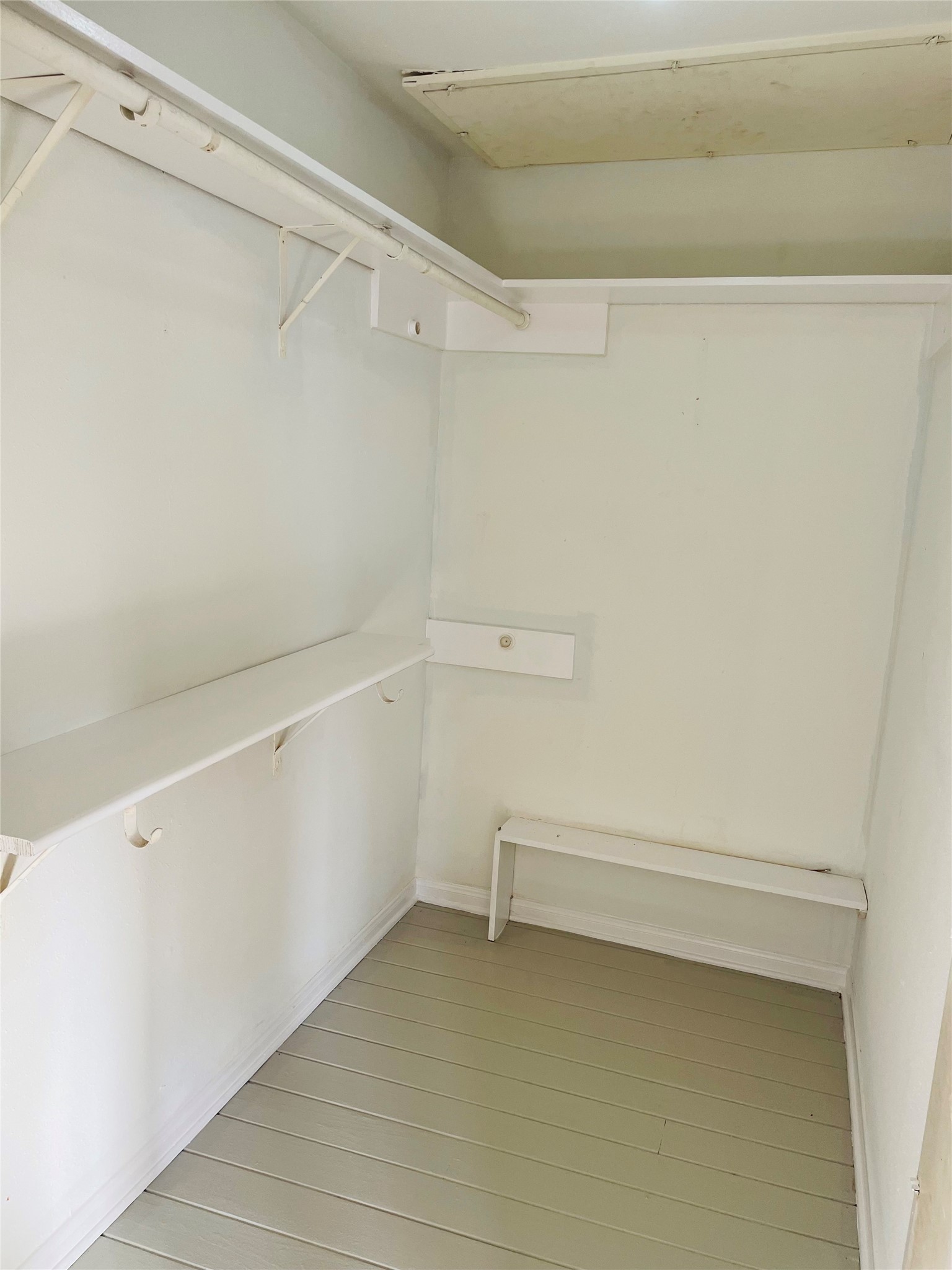 9550 Deering Drive 408 Property Photo 17