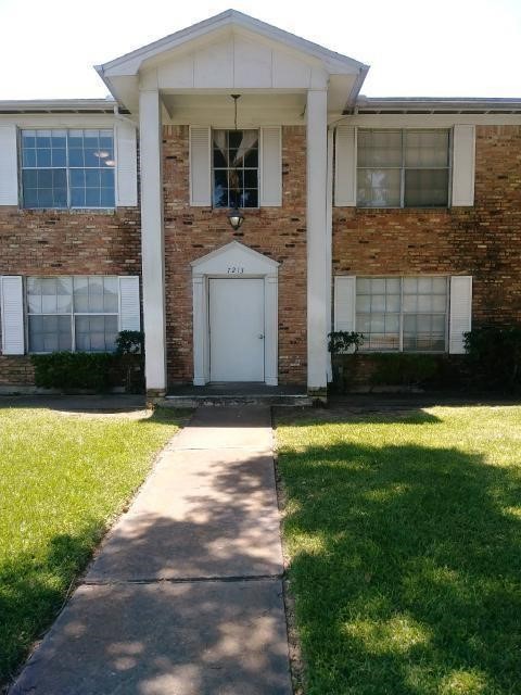 7213 Beechnut Street Property Photo 1