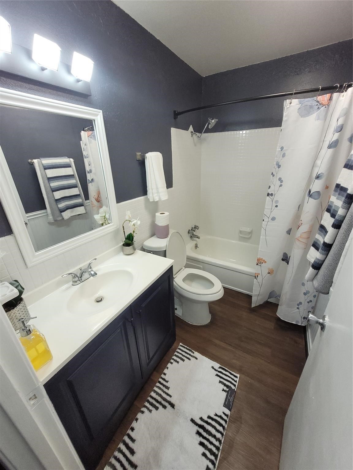 7213 Beechnut Street Property Photo 9