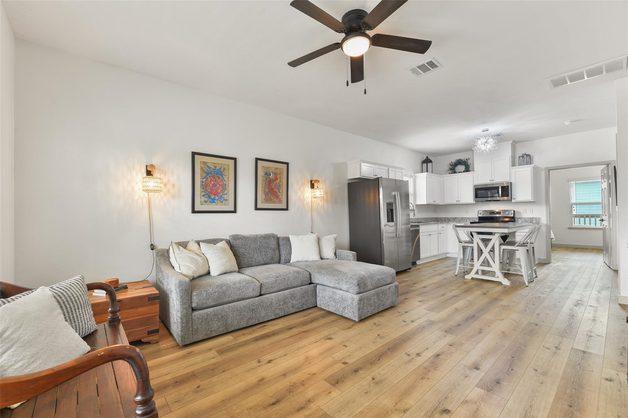 4505 Bernardo De Galvez Property Photo 4