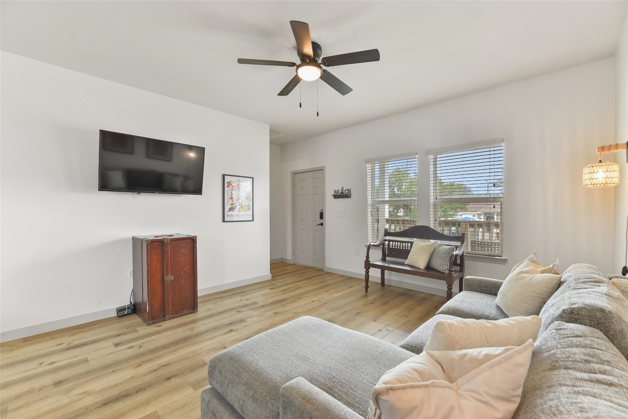 4505 Bernardo De Galvez Property Photo 6