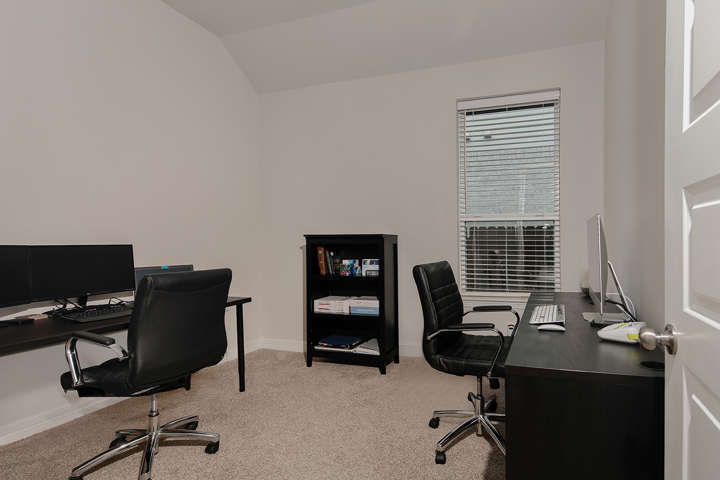 24906 Flint Lake Drive Property Photo 15
