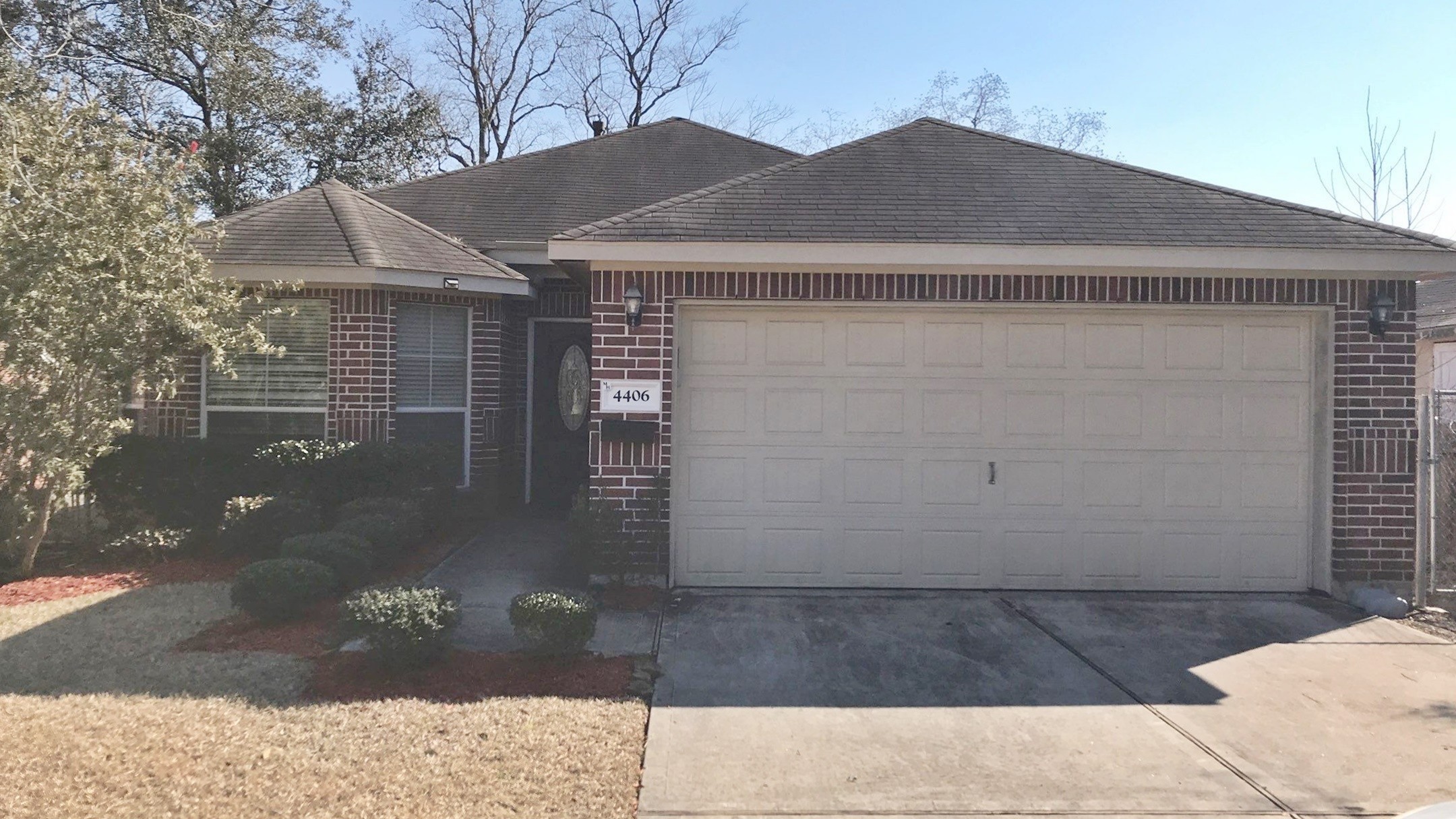 4406 Davenport Street Property Photo
