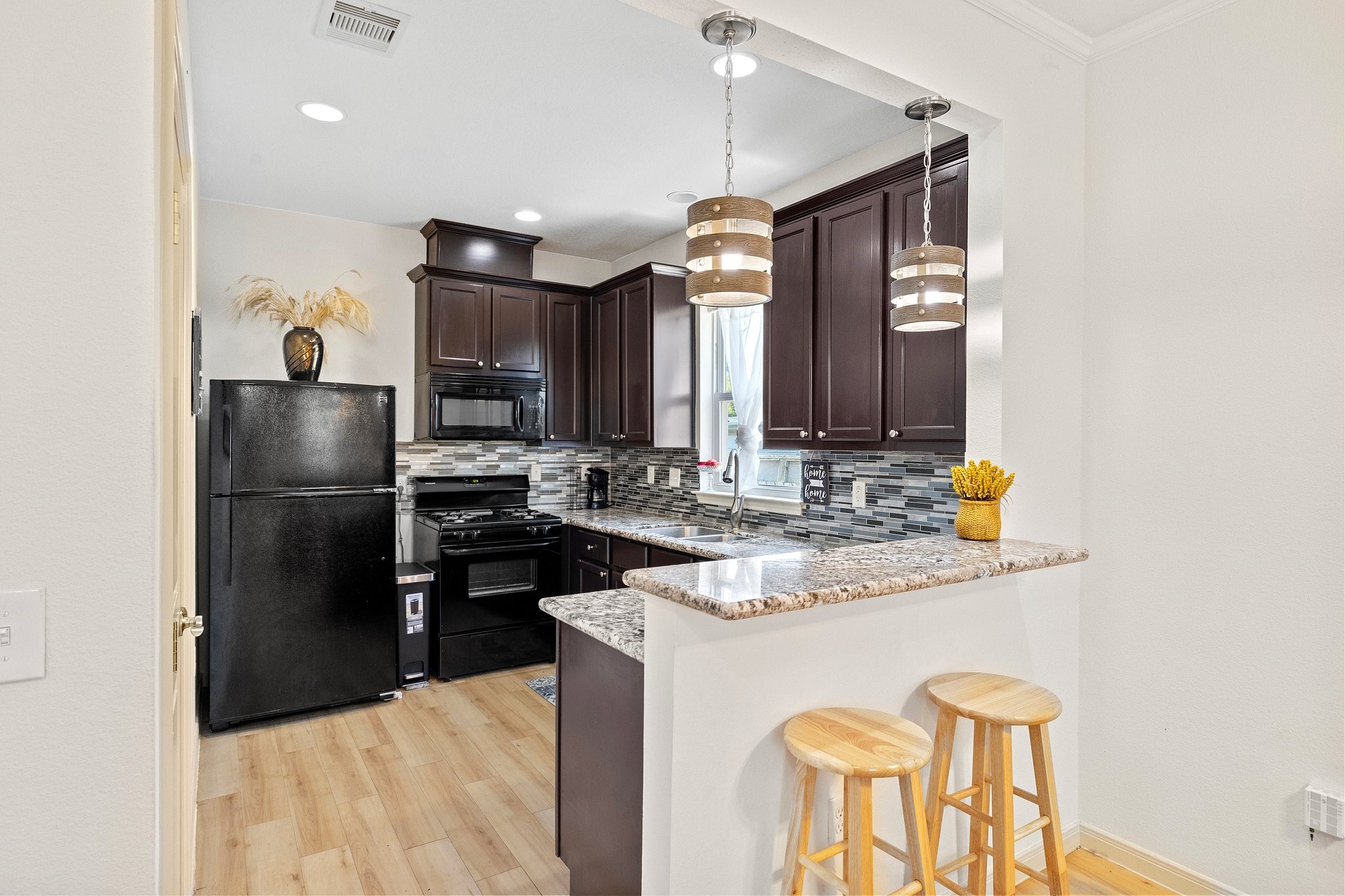 2107 54th Street Property Photo 15
