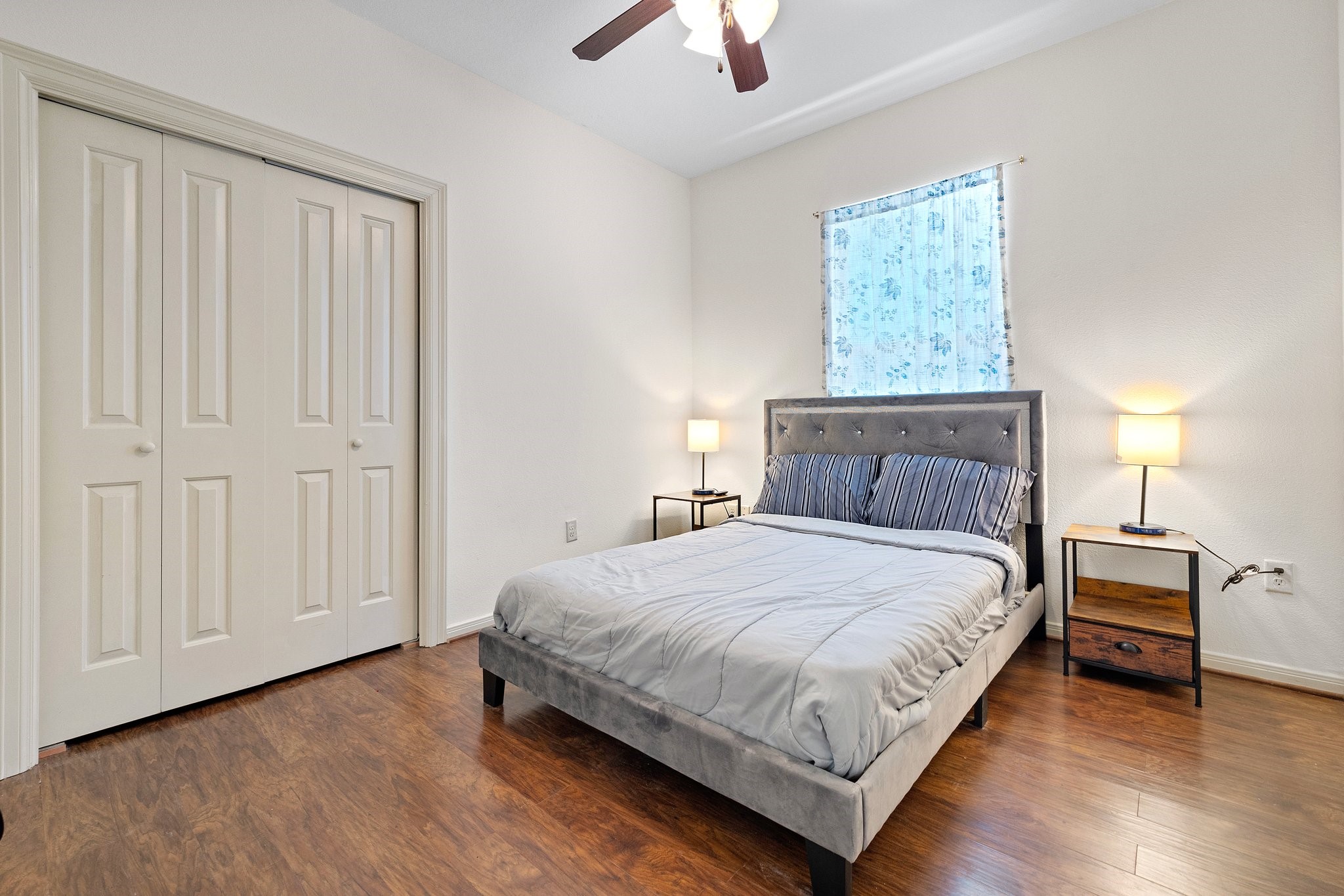 2107 54th Street Property Photo 24