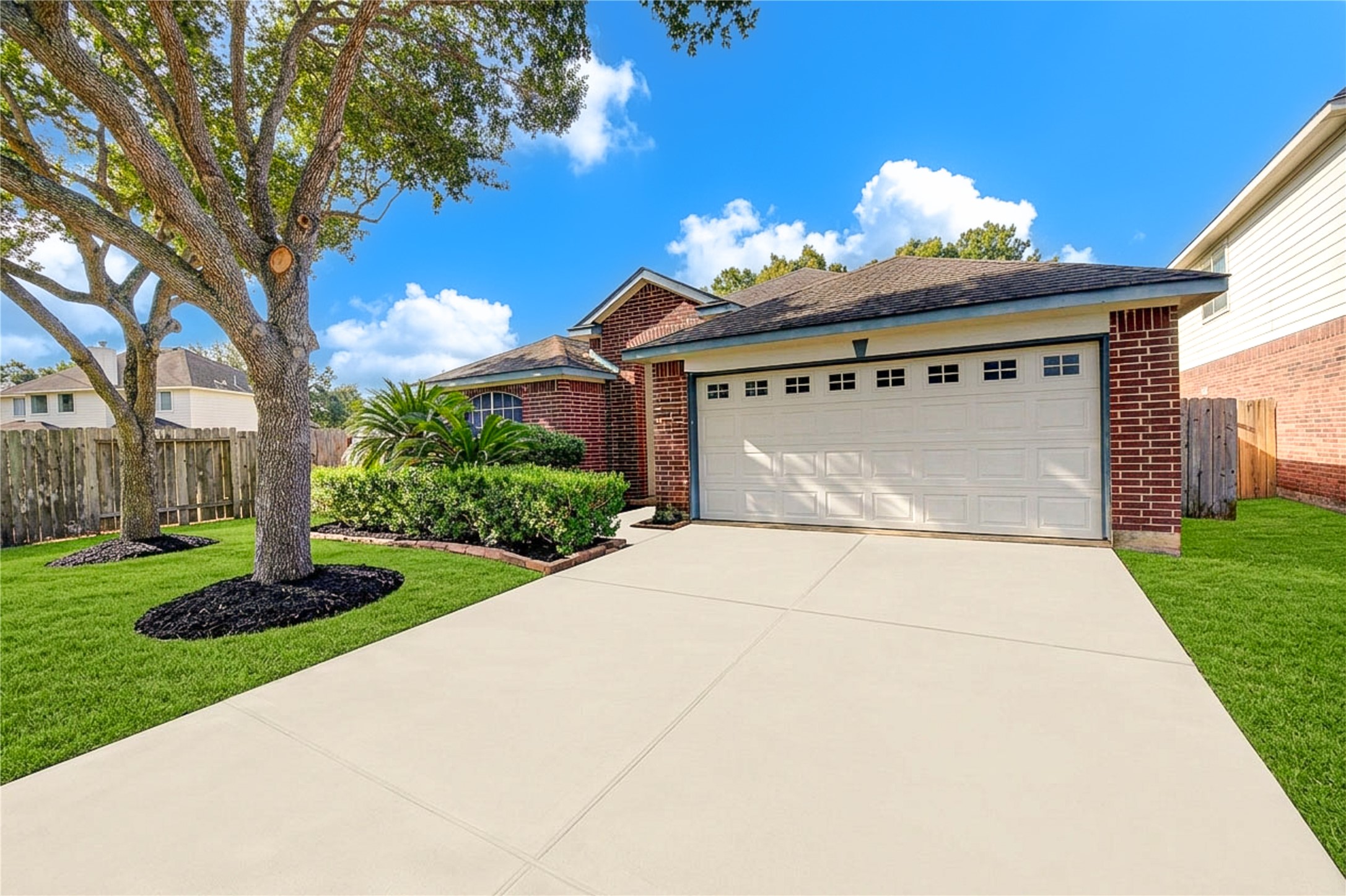 25203 Spring Iris Lane Property Photo 2