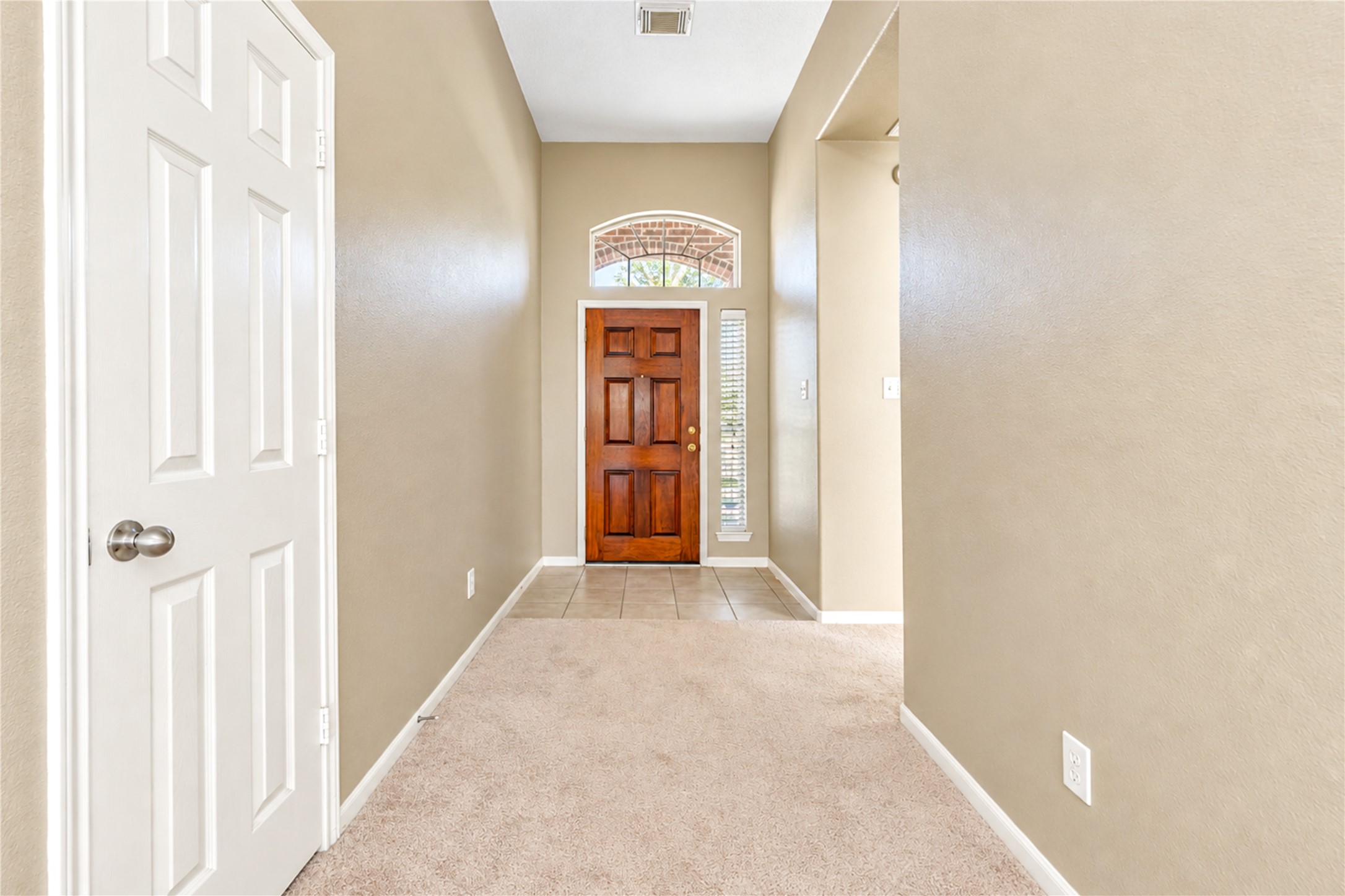 25203 Spring Iris Lane Property Photo 3