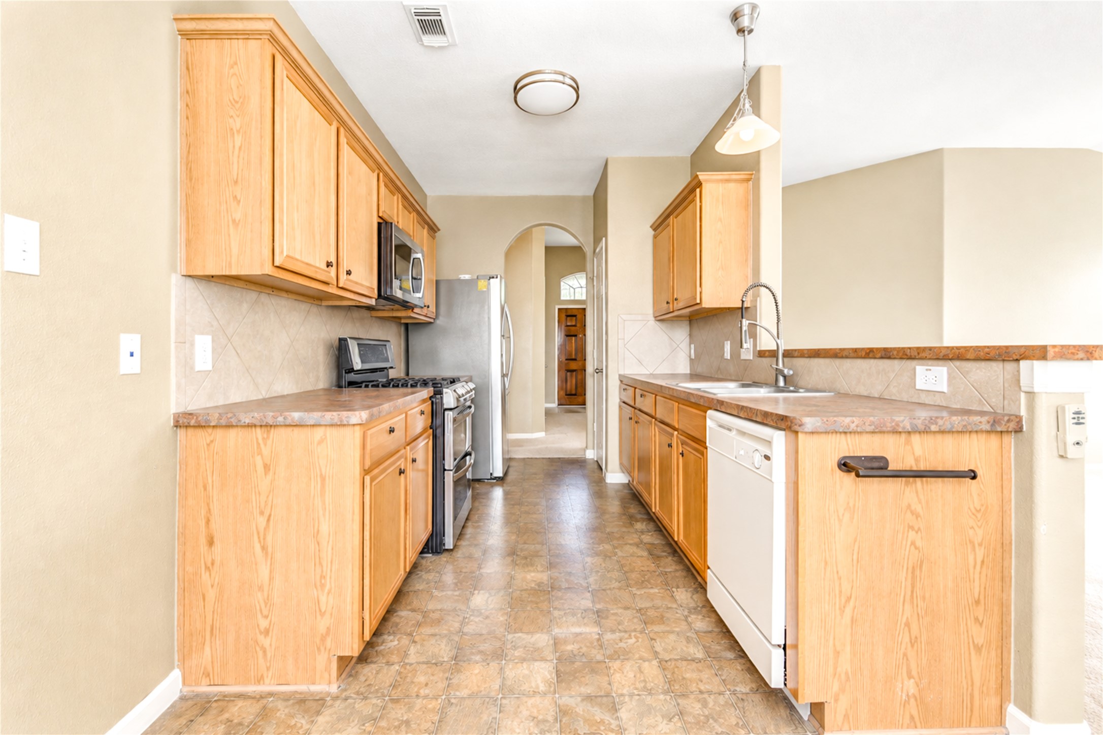 25203 Spring Iris Lane Property Photo 10