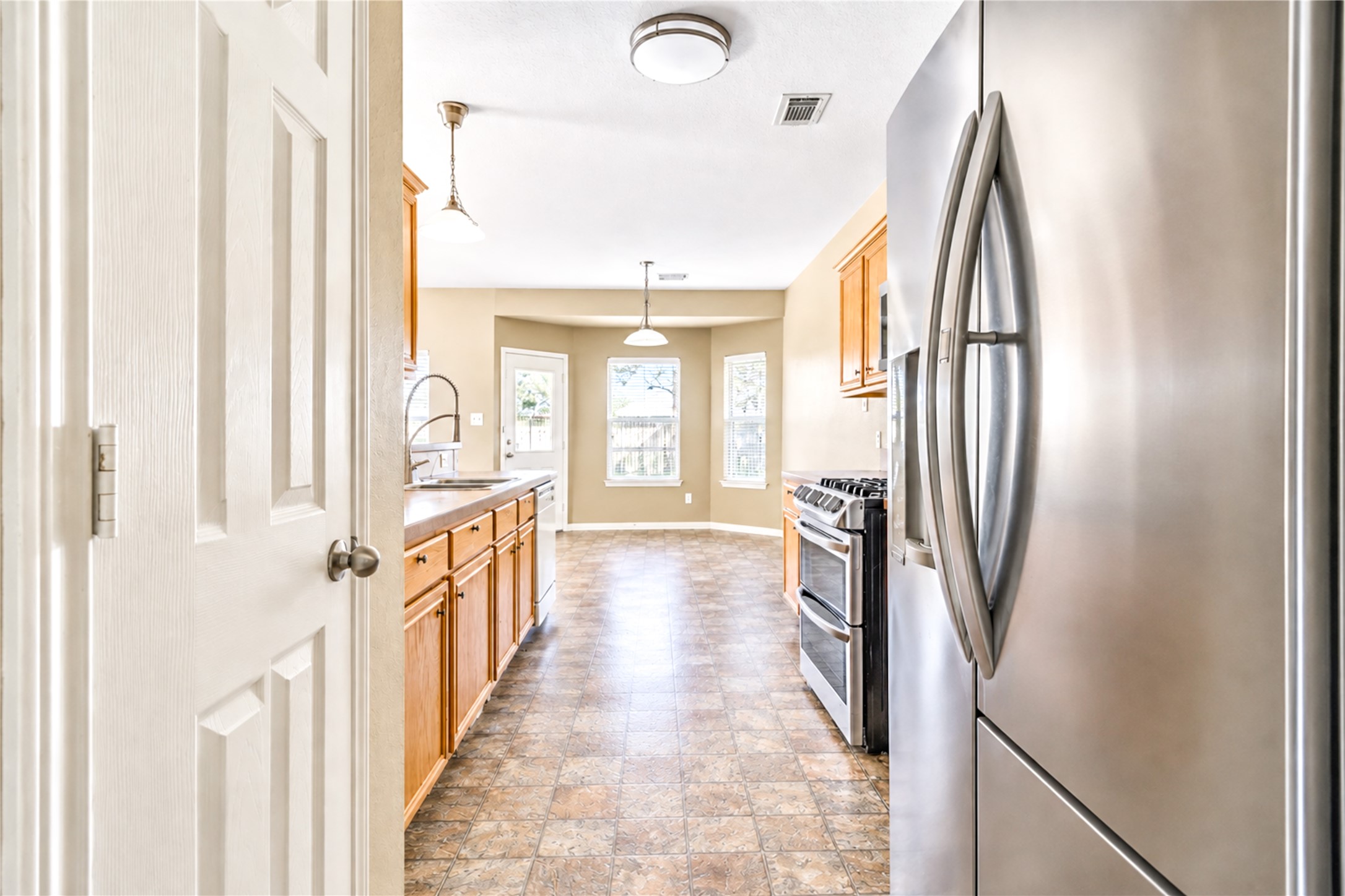 25203 Spring Iris Lane Property Photo 12