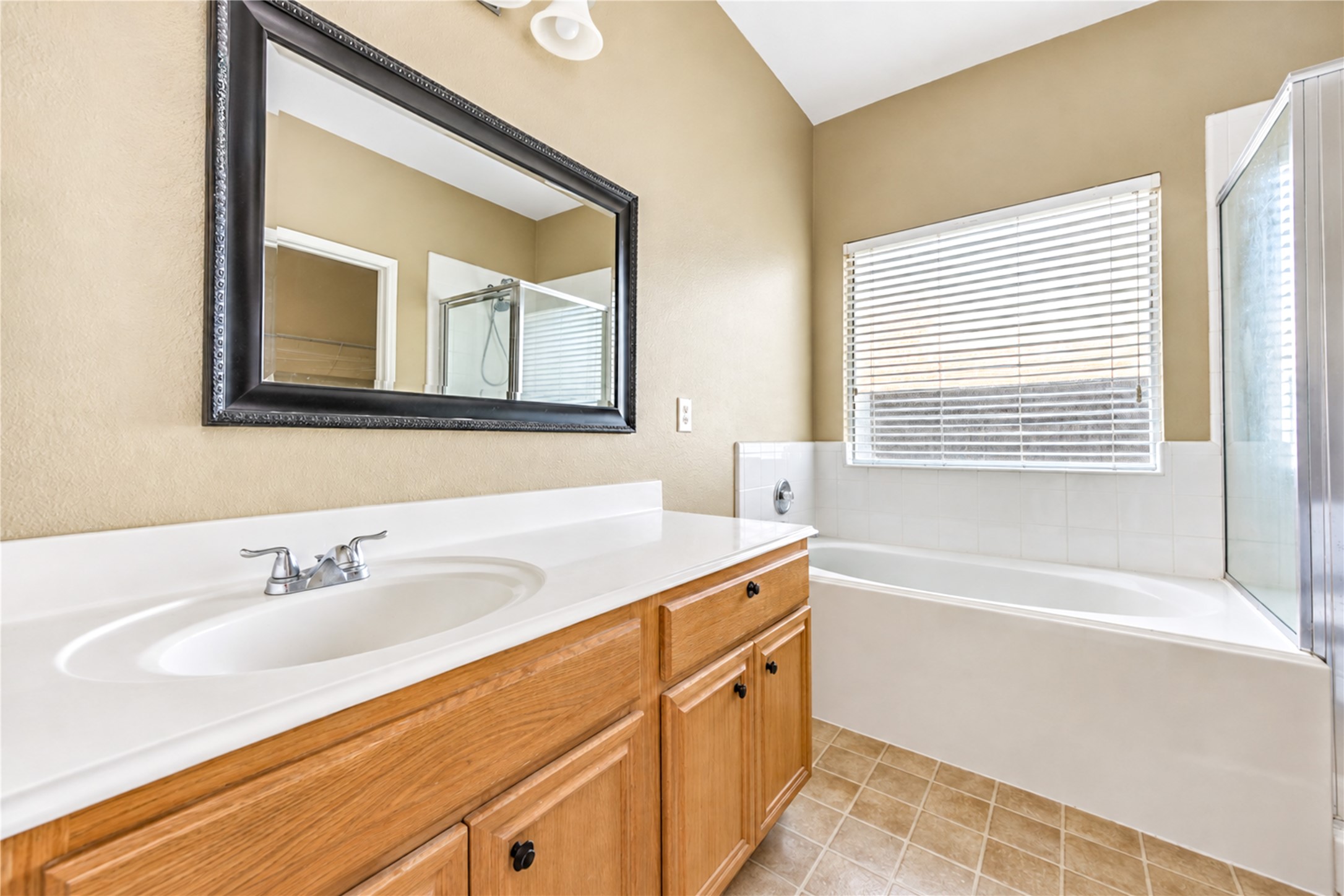 25203 Spring Iris Lane Property Photo 20
