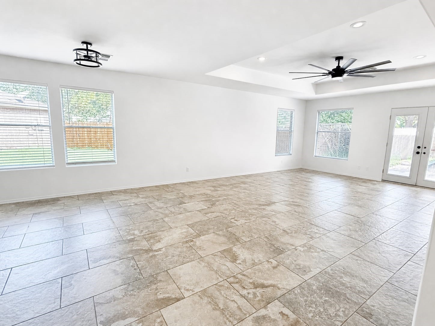 1011 Backland Court Property Photo 4
