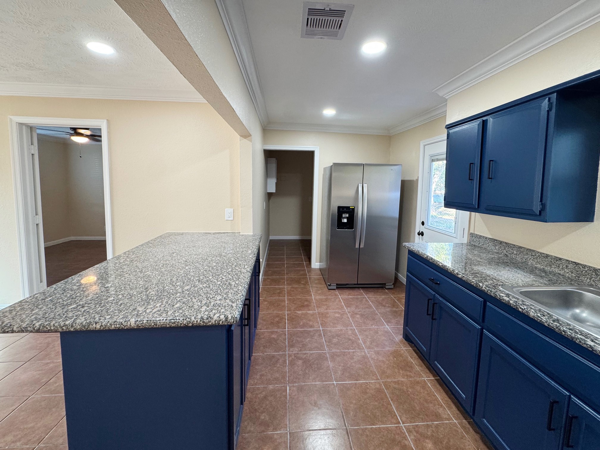 3238 Texas Avenue Property Photo 3
