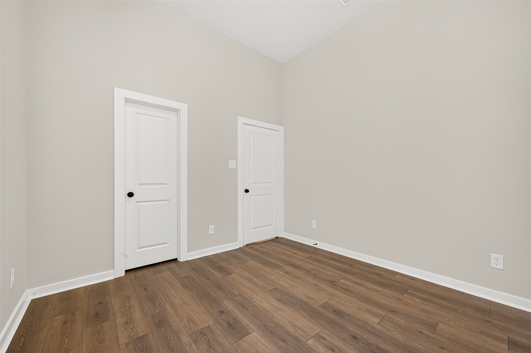 8818 Blue Grotto Lane Property Photo 23