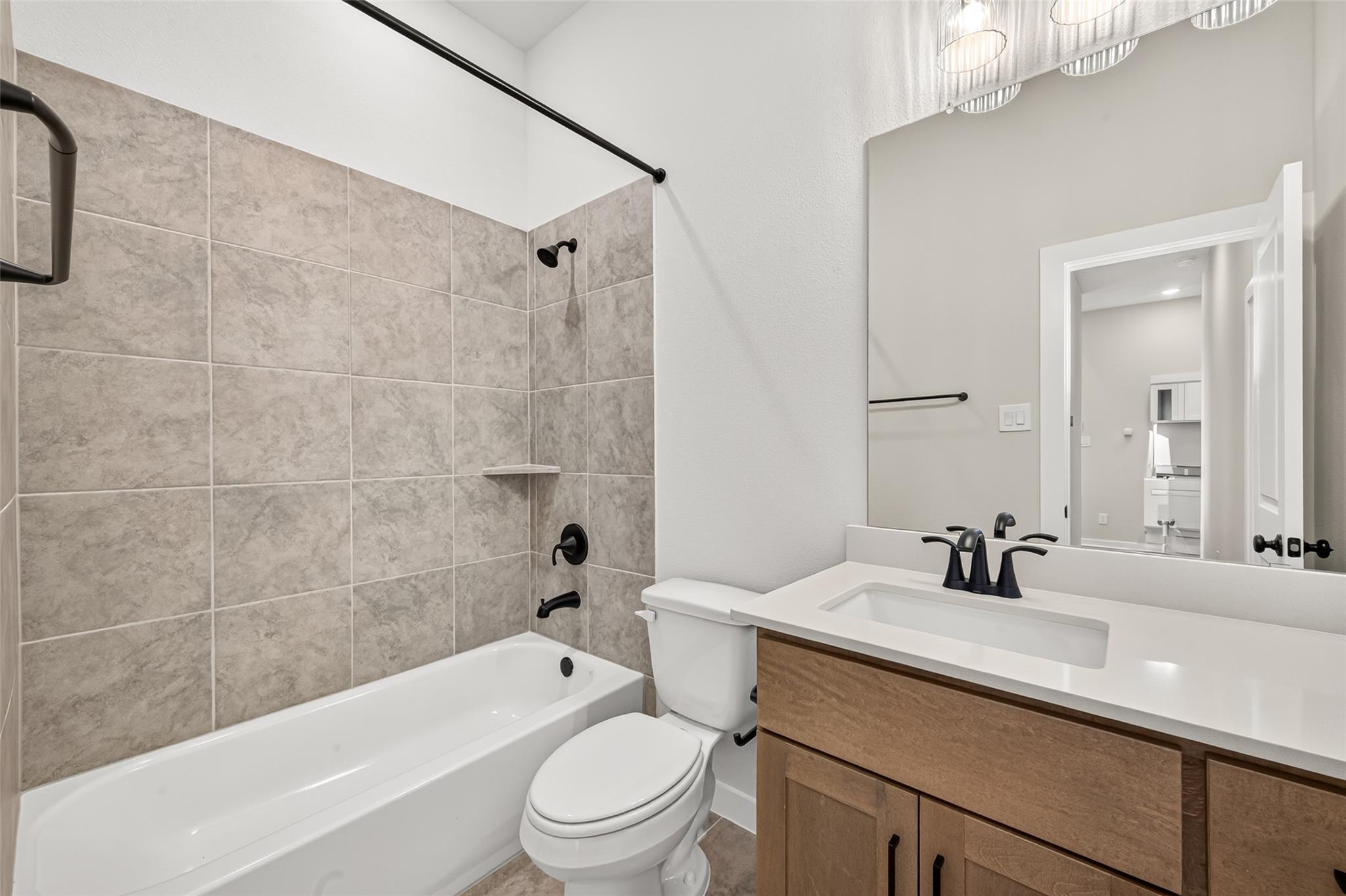 8818 Blue Grotto Lane Property Photo 28