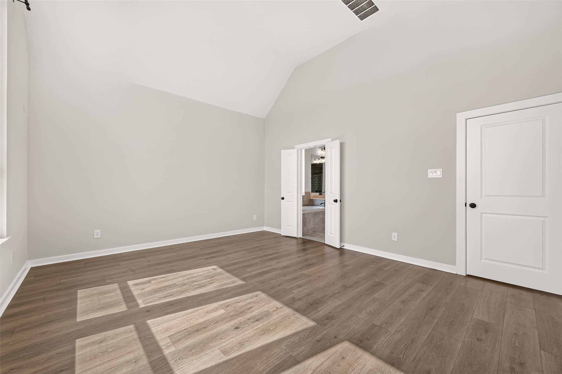 8818 Blue Grotto Lane Property Photo 32