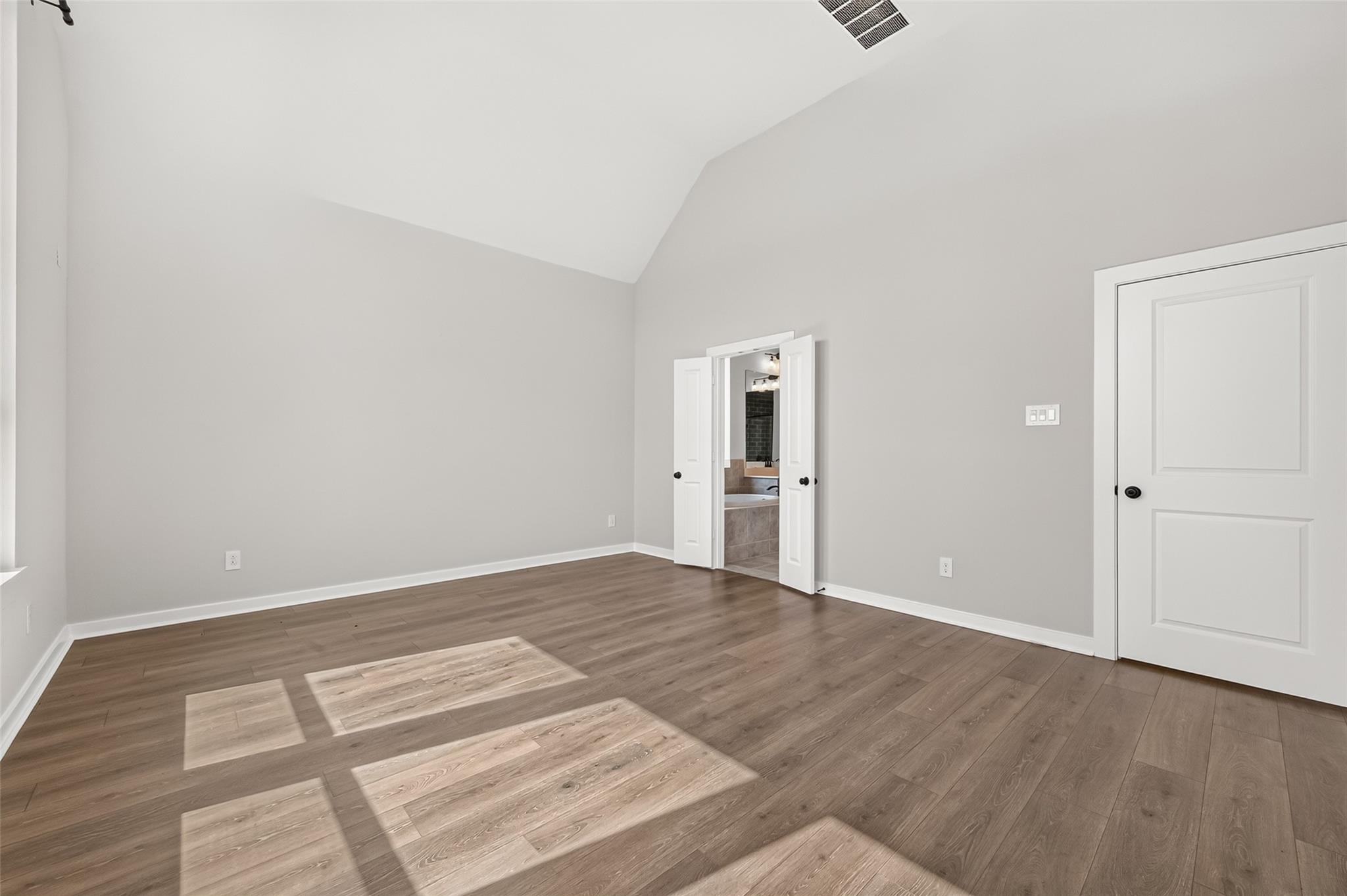 8818 Blue Grotto Lane Property Photo 32