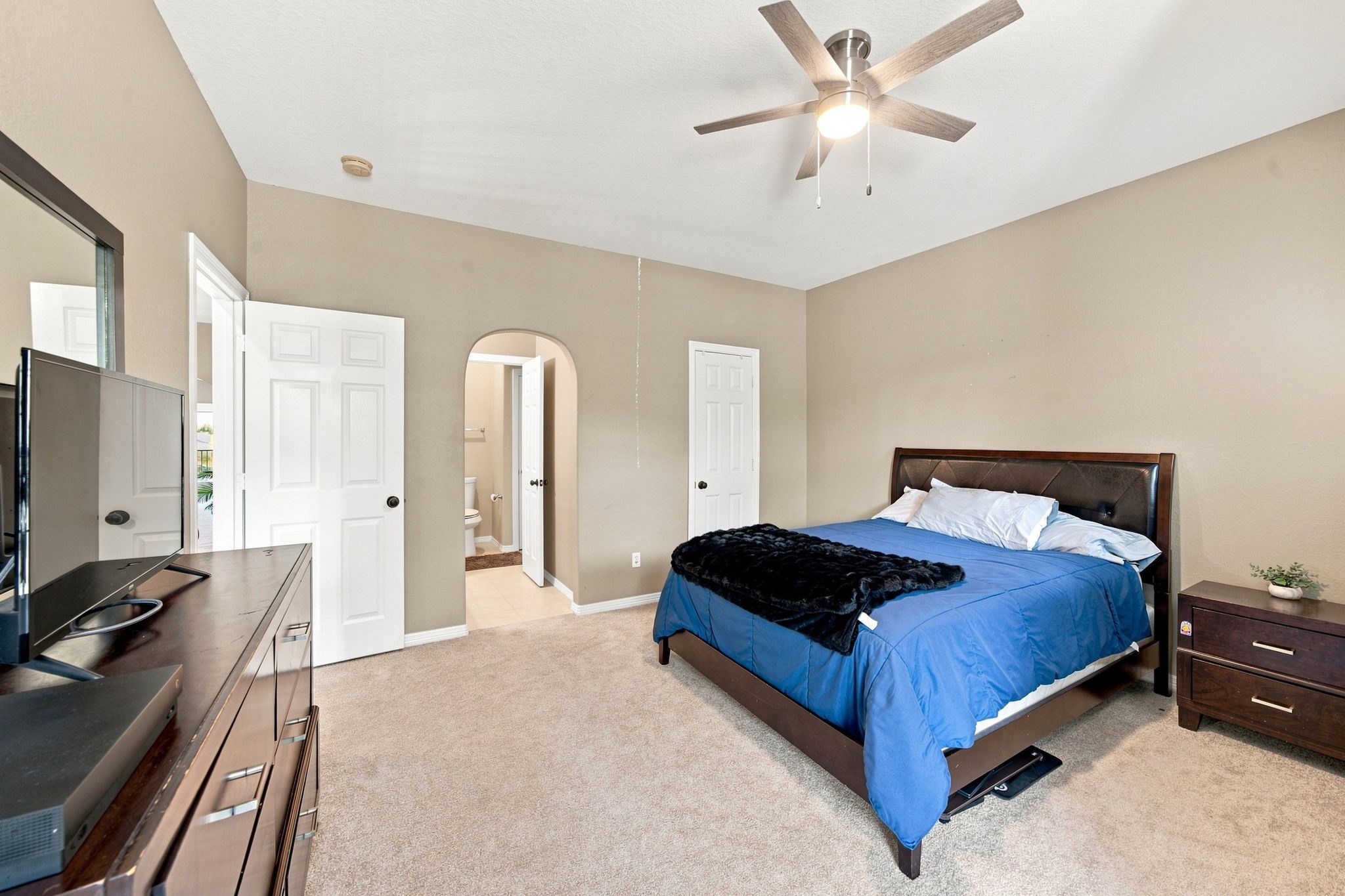 8734 Stowe Creek Lane Property Photo 26