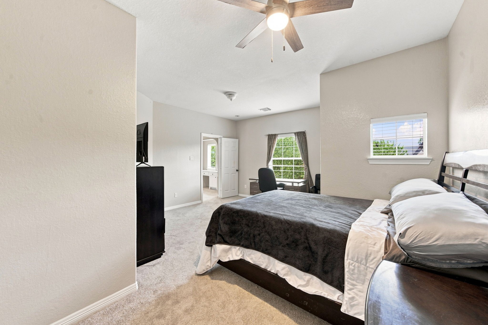 8734 Stowe Creek Lane Property Photo 27