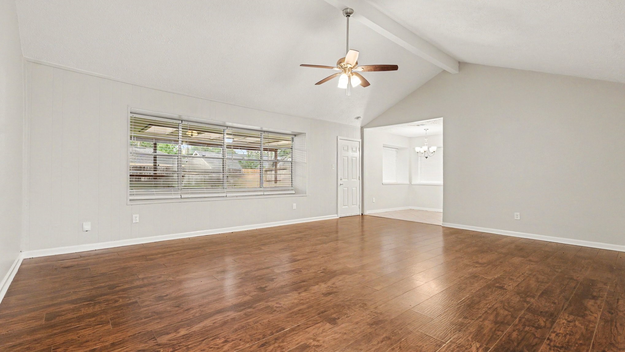 16107 Barcelona Drive Property Photo 7