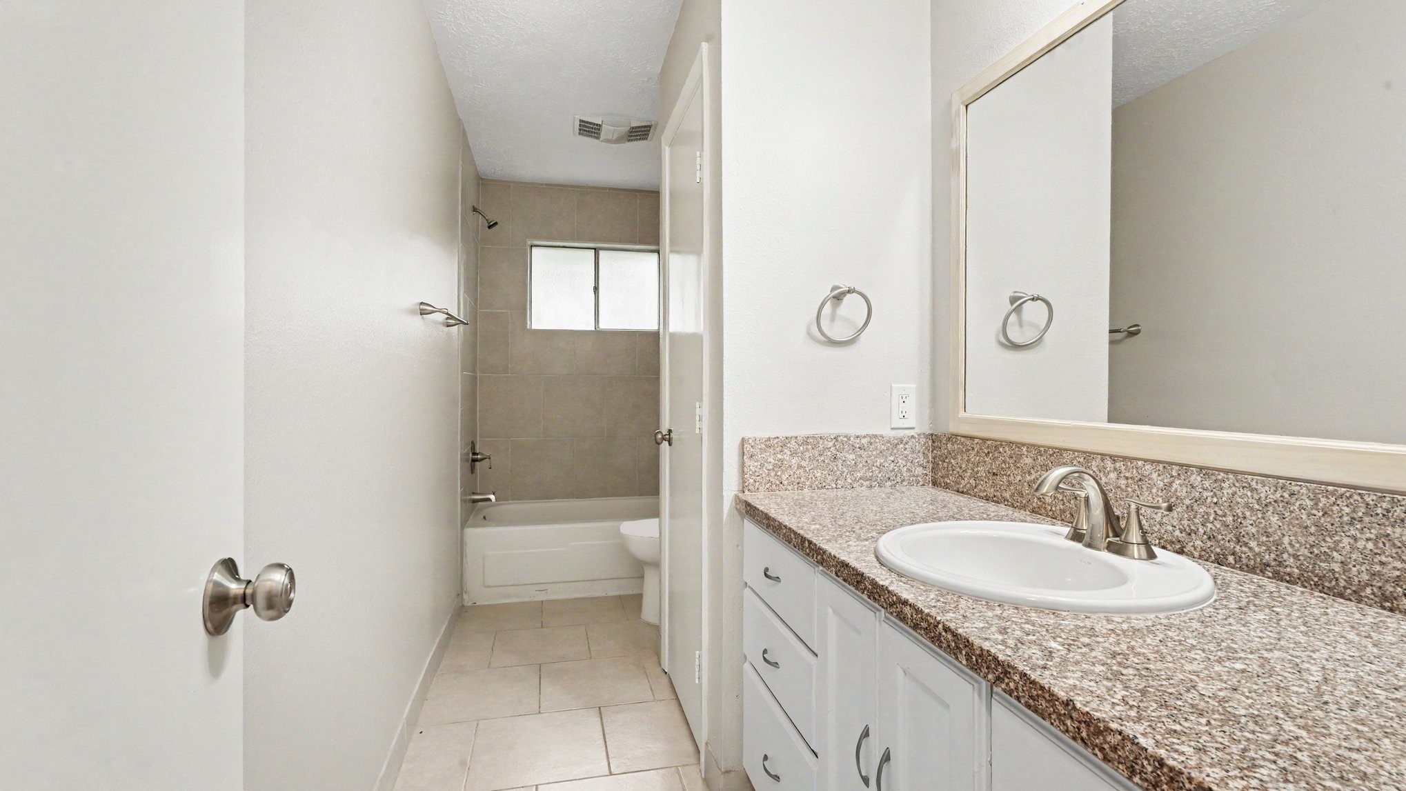 16107 Barcelona Drive Property Photo 17