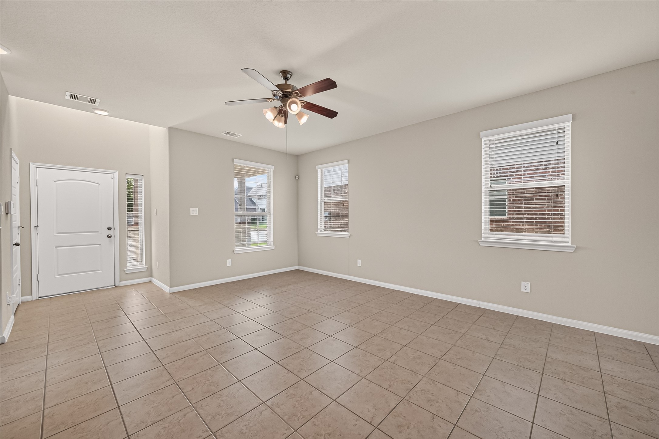 16226 Westley Ridge Drive Property Photo 7