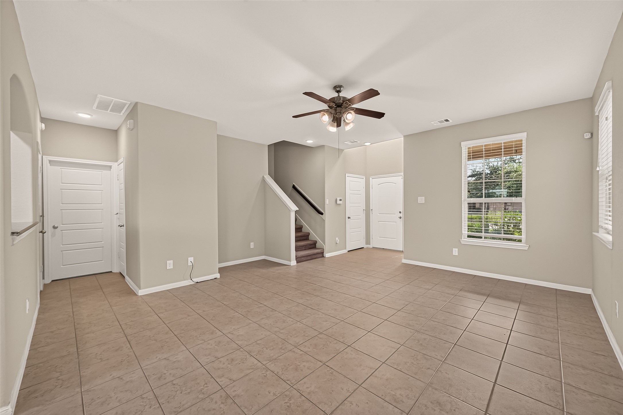 16226 Westley Ridge Drive Property Photo 8