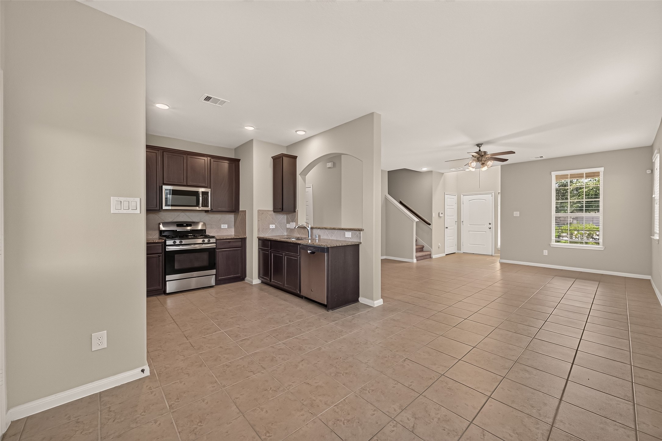 16226 Westley Ridge Drive Property Photo 11