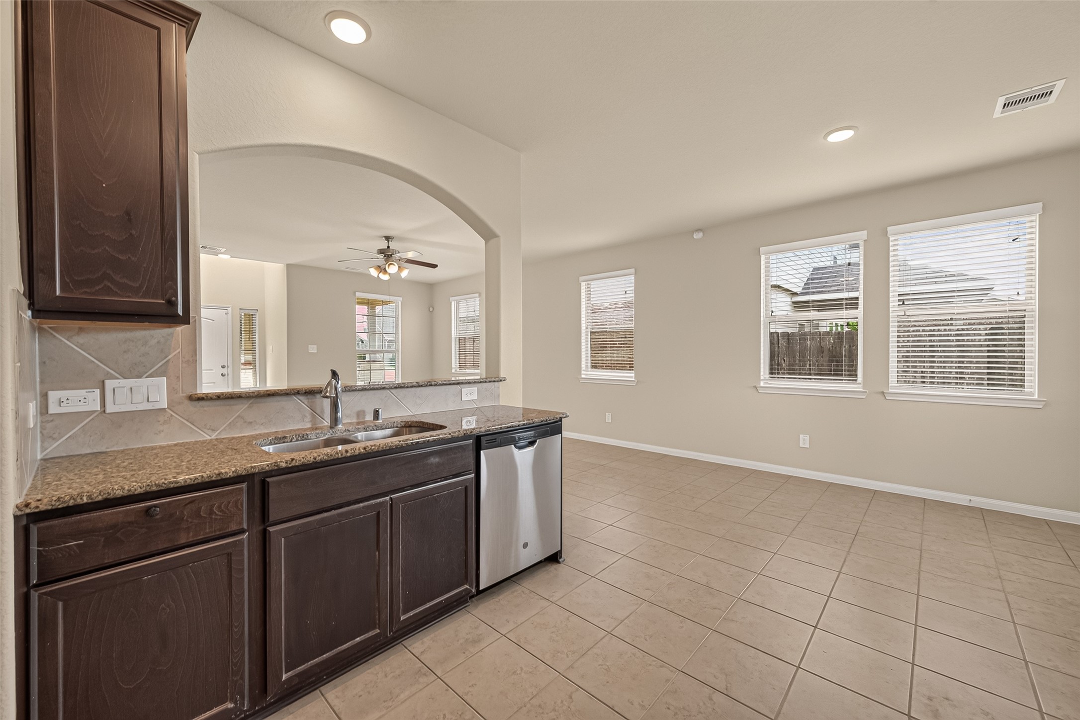 16226 Westley Ridge Drive Property Photo 14
