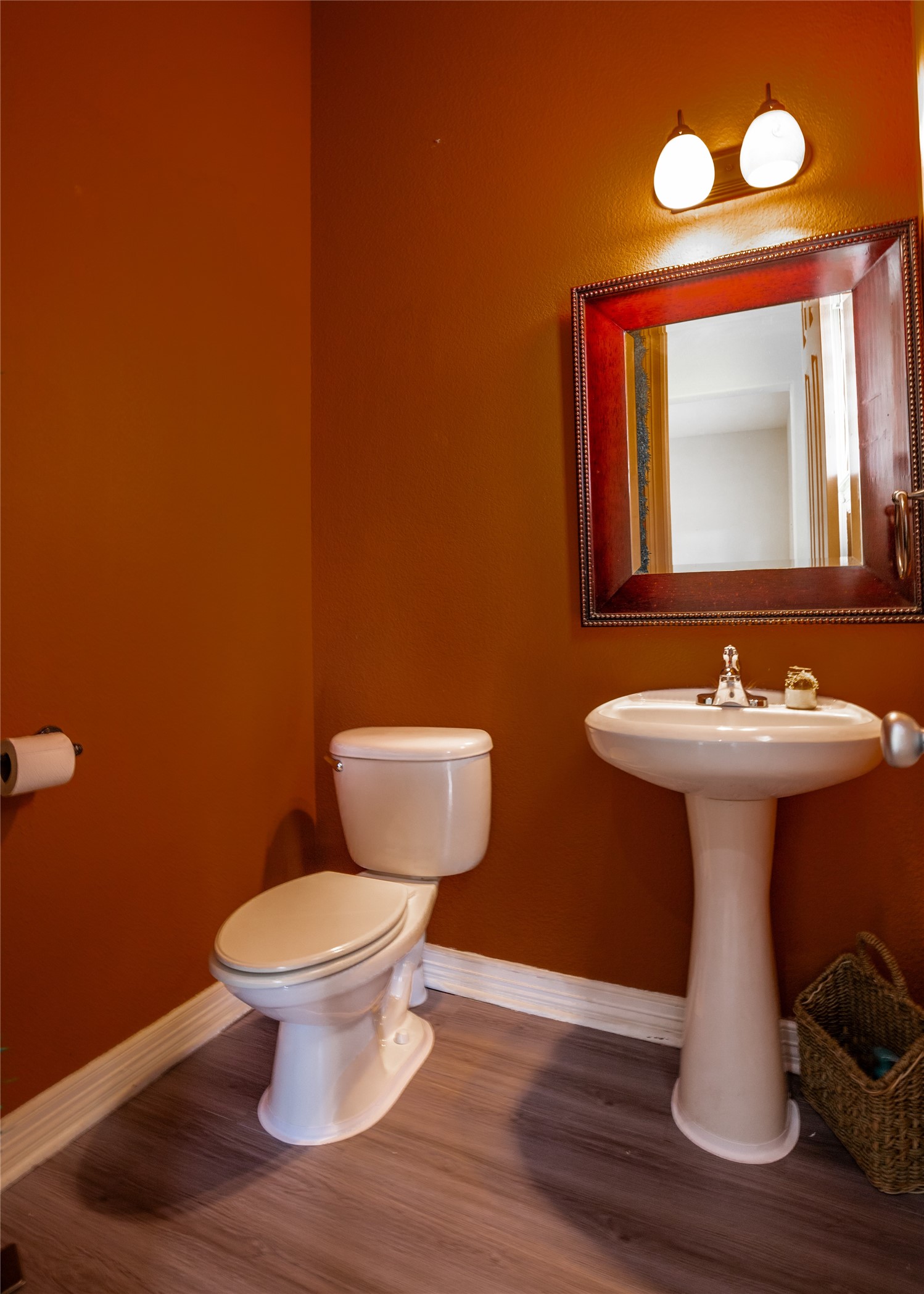2923 Royal Oaks Crest Property Photo 12