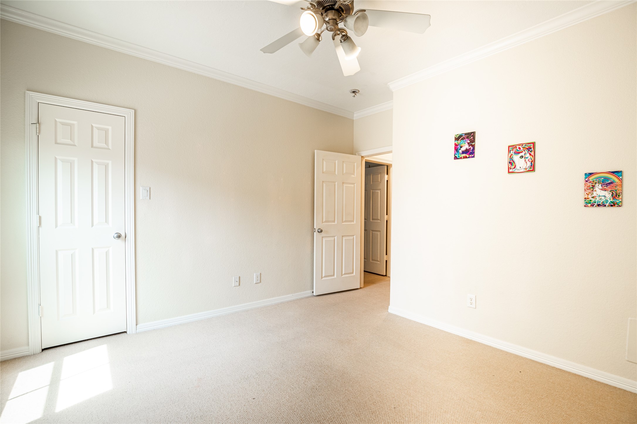 2923 Royal Oaks Crest Property Photo 22