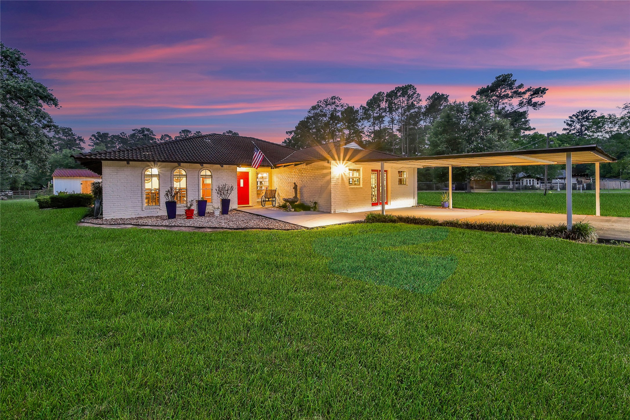 23519 Saxon Way Property Photo 2