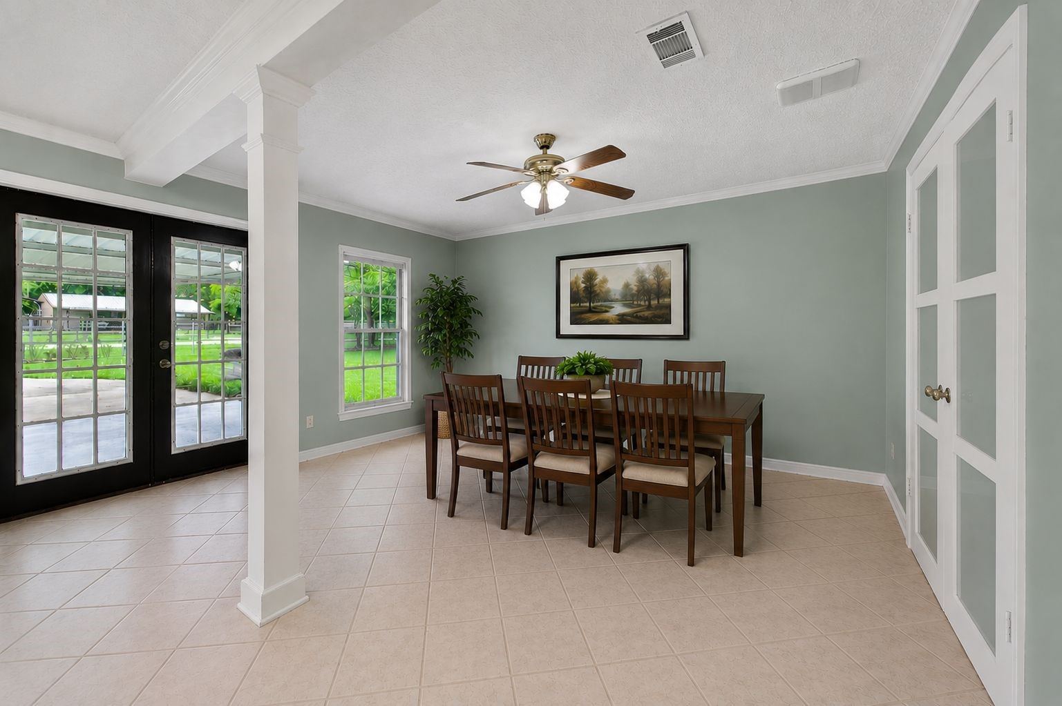 23519 Saxon Way Property Photo 18