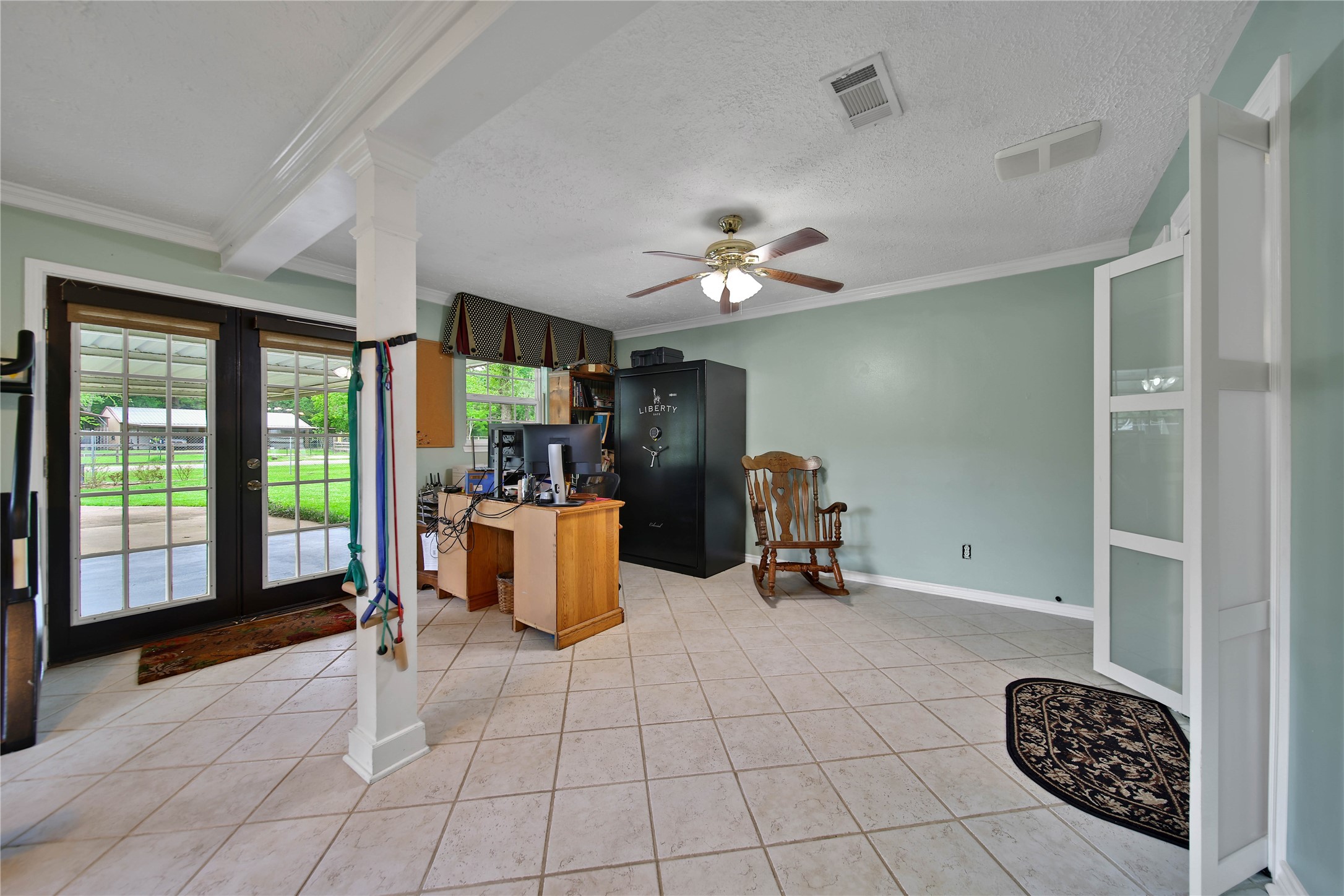 23519 Saxon Way Property Photo 22