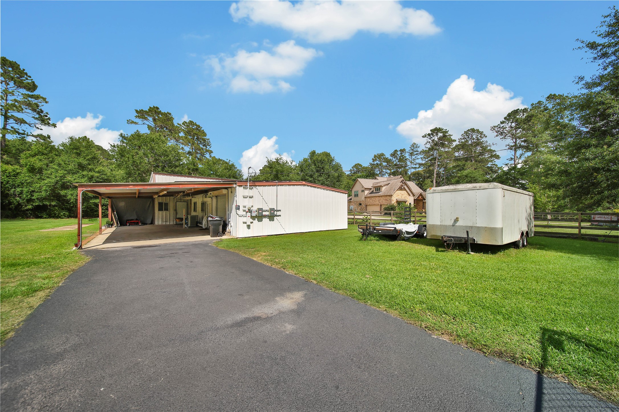 23519 Saxon Way Property Photo 41