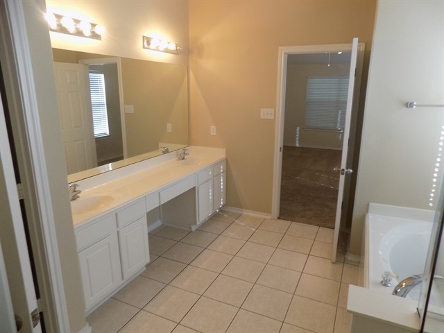 12738 Cooper Breaks Drive Property Photo 7