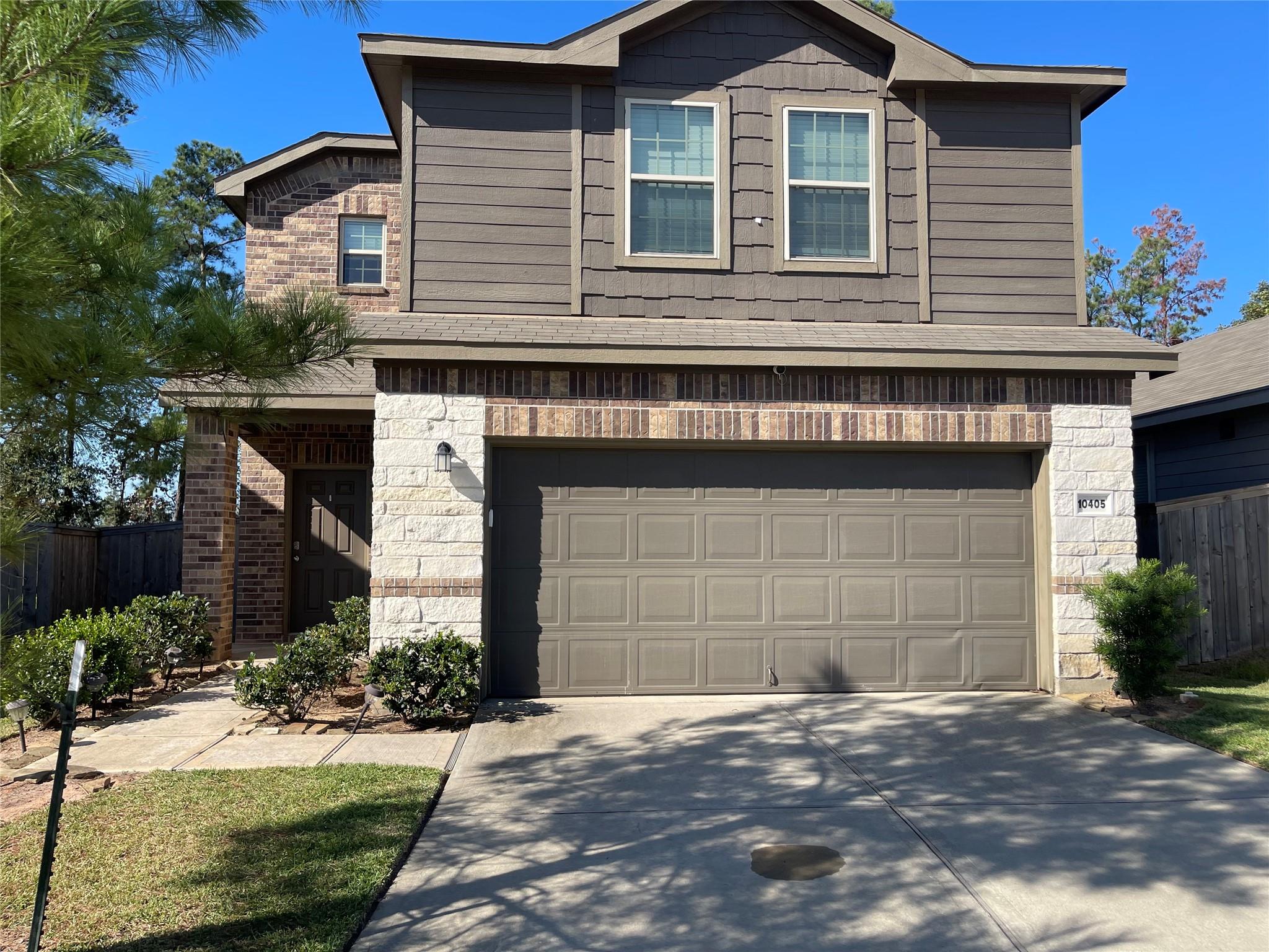 10405 Pineland Drive, Conroe TX 77378 Property Photo 1