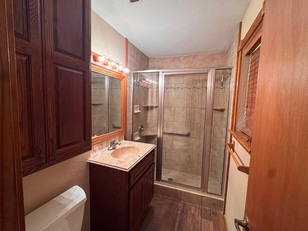 29530 Stockdick Road Property Photo 8