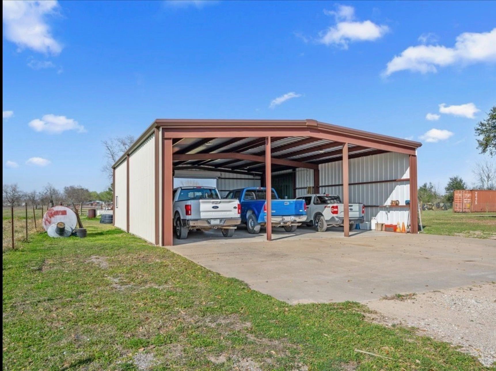 29530 Stockdick Road Property Photo 15
