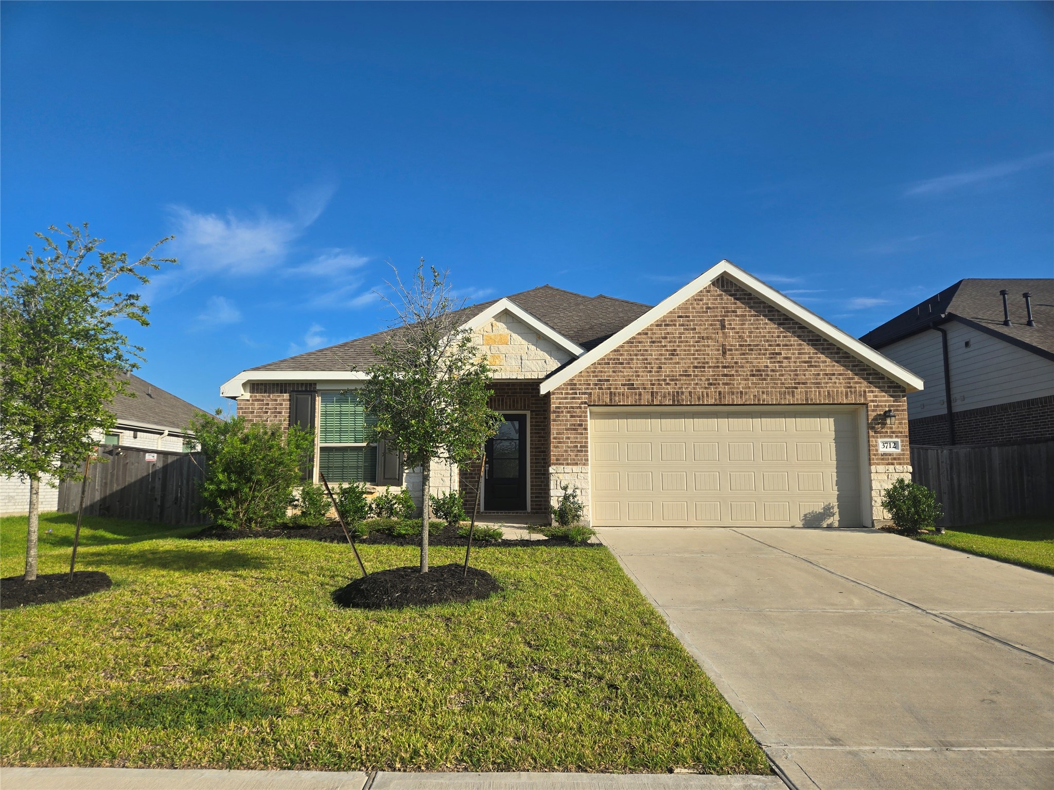 3712 Windy Brook Road Property Photo 1
