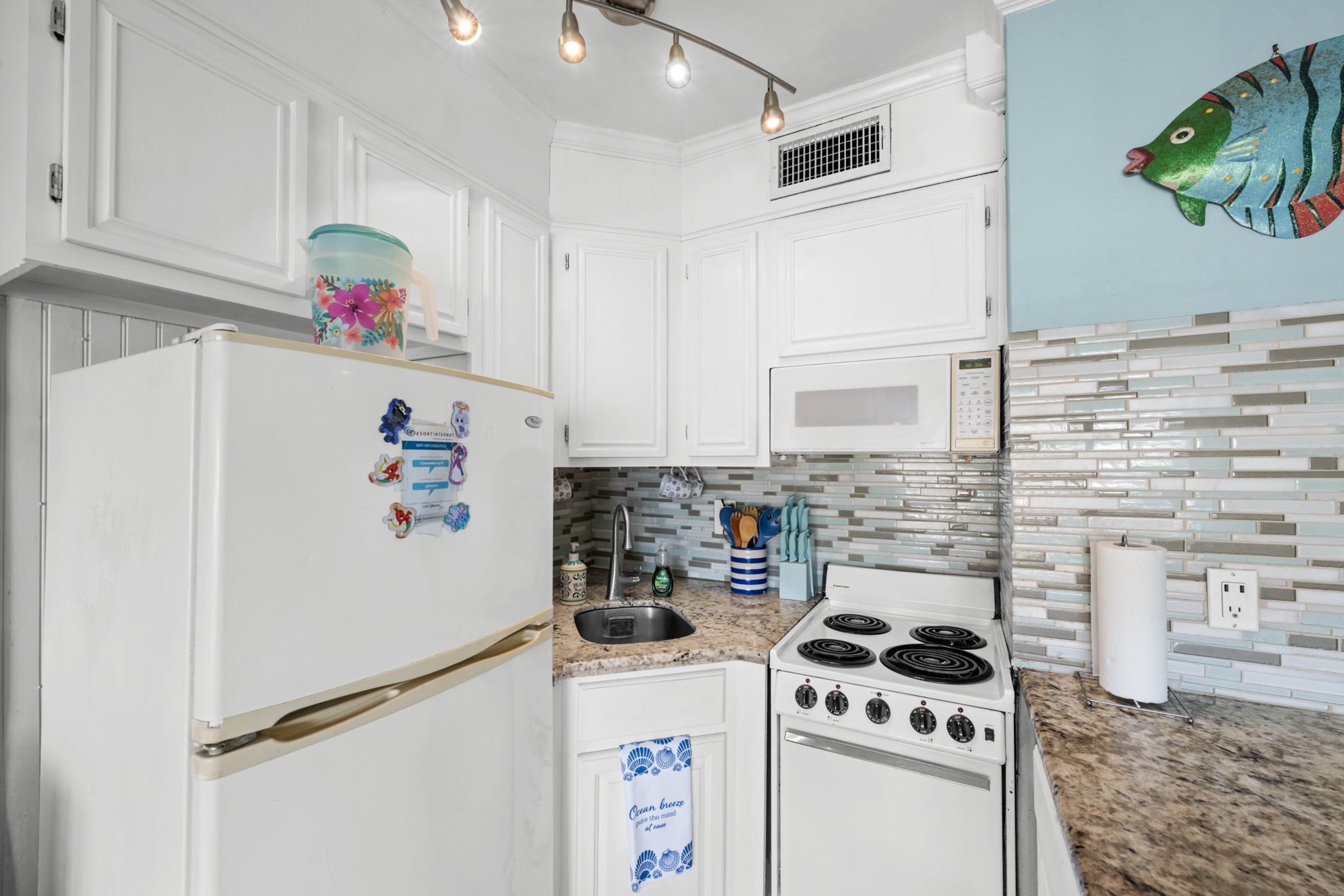 6102 Seawall Boulevard 136 Property Photo 12