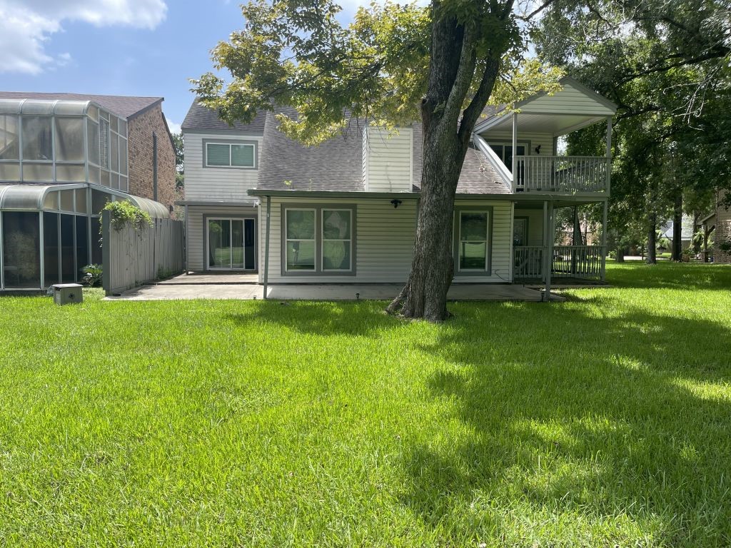 1746 Cloister Drive 33 Property Photo 1