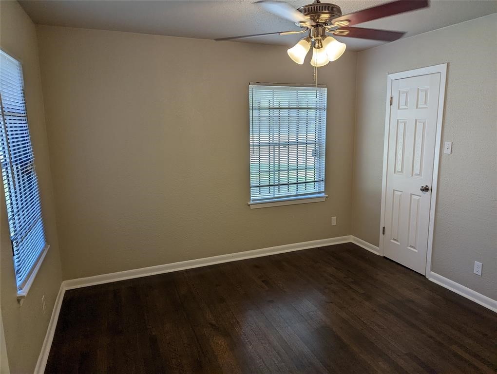 5622 Elmlawn Drive Property Photo 10