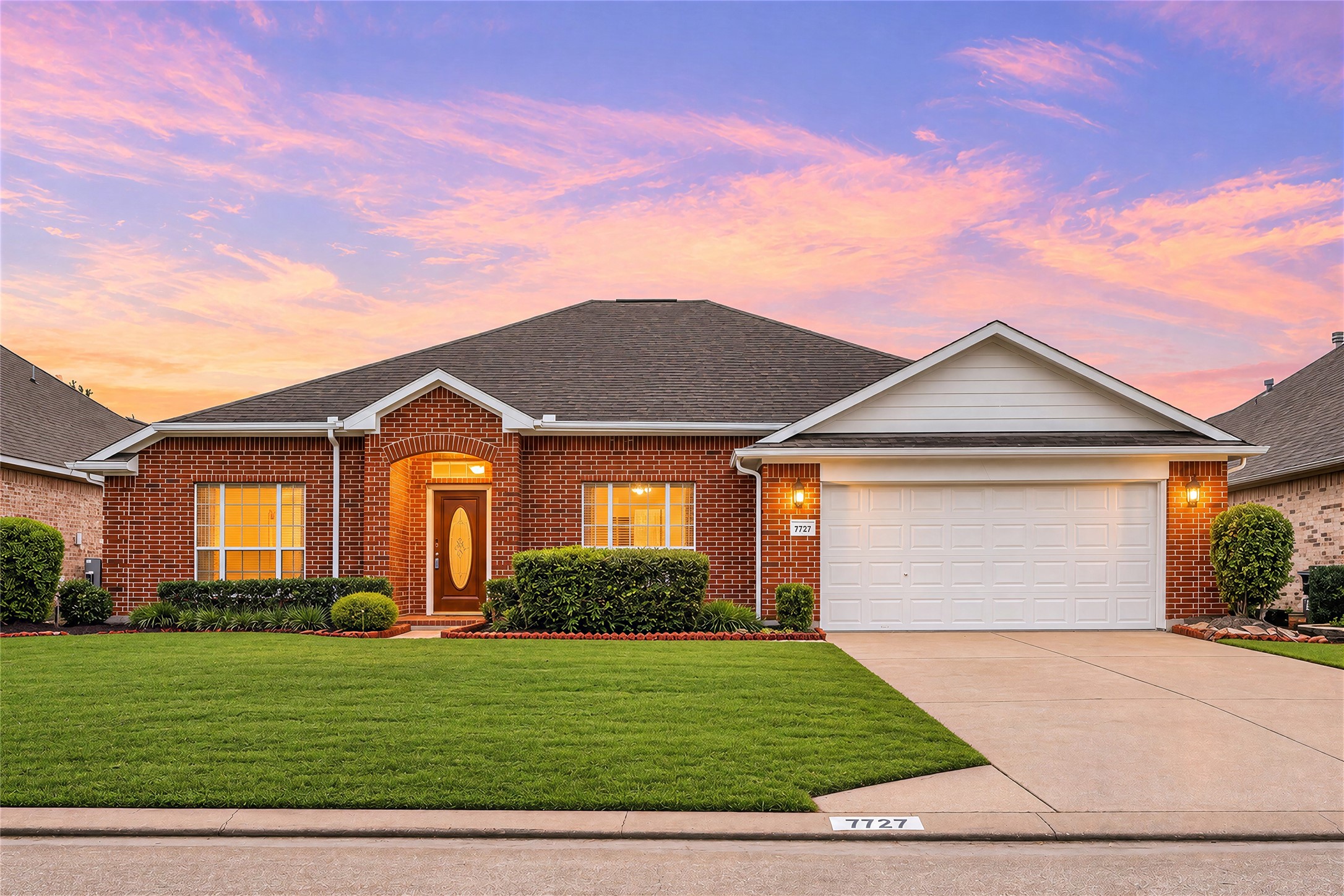 7727 Heron Lakes Drive Property Photo 1