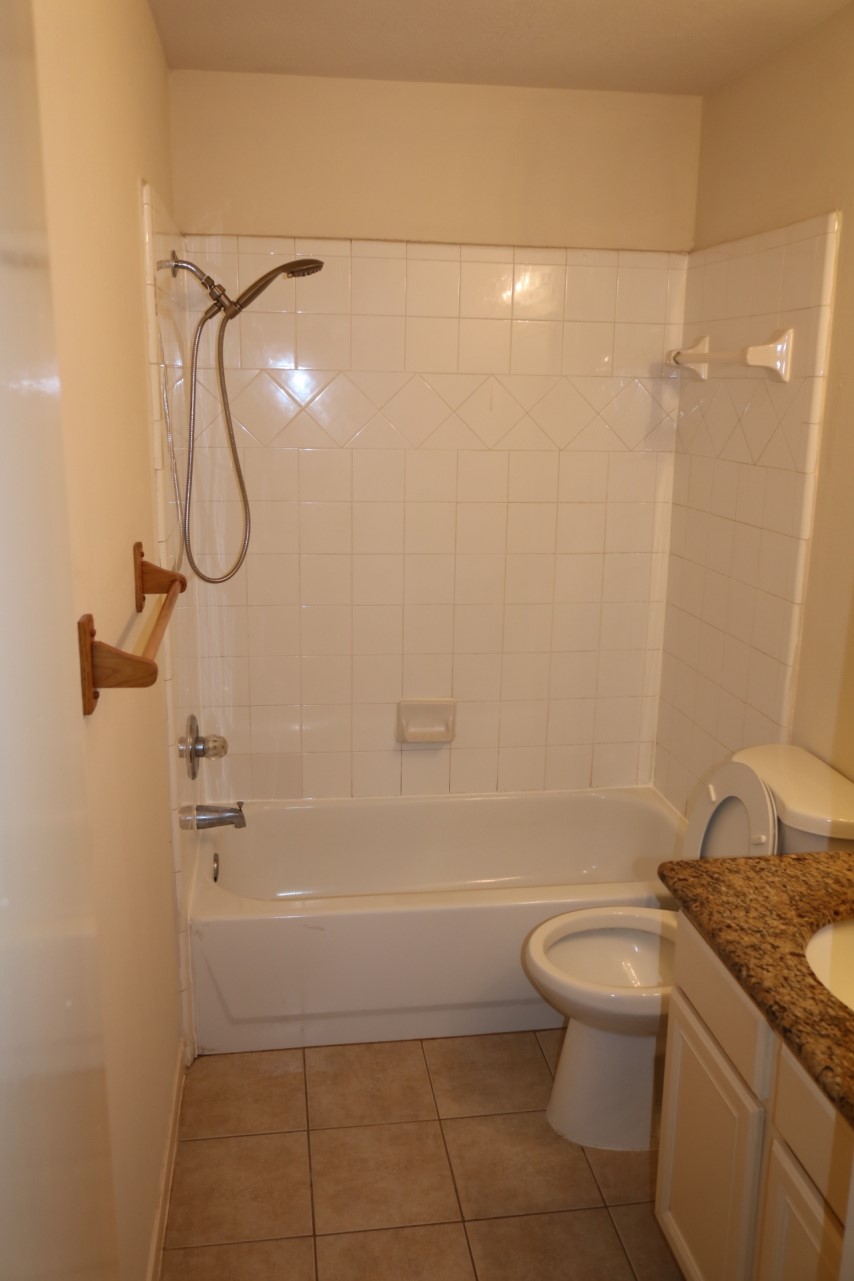 18414 Willow Moss Drive Property Photo 10
