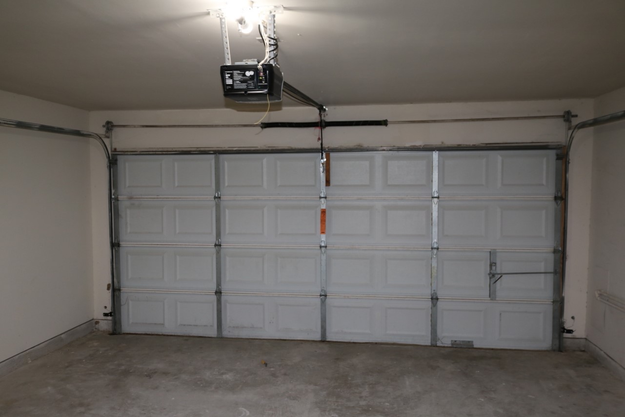 18414 Willow Moss Drive Property Photo 11