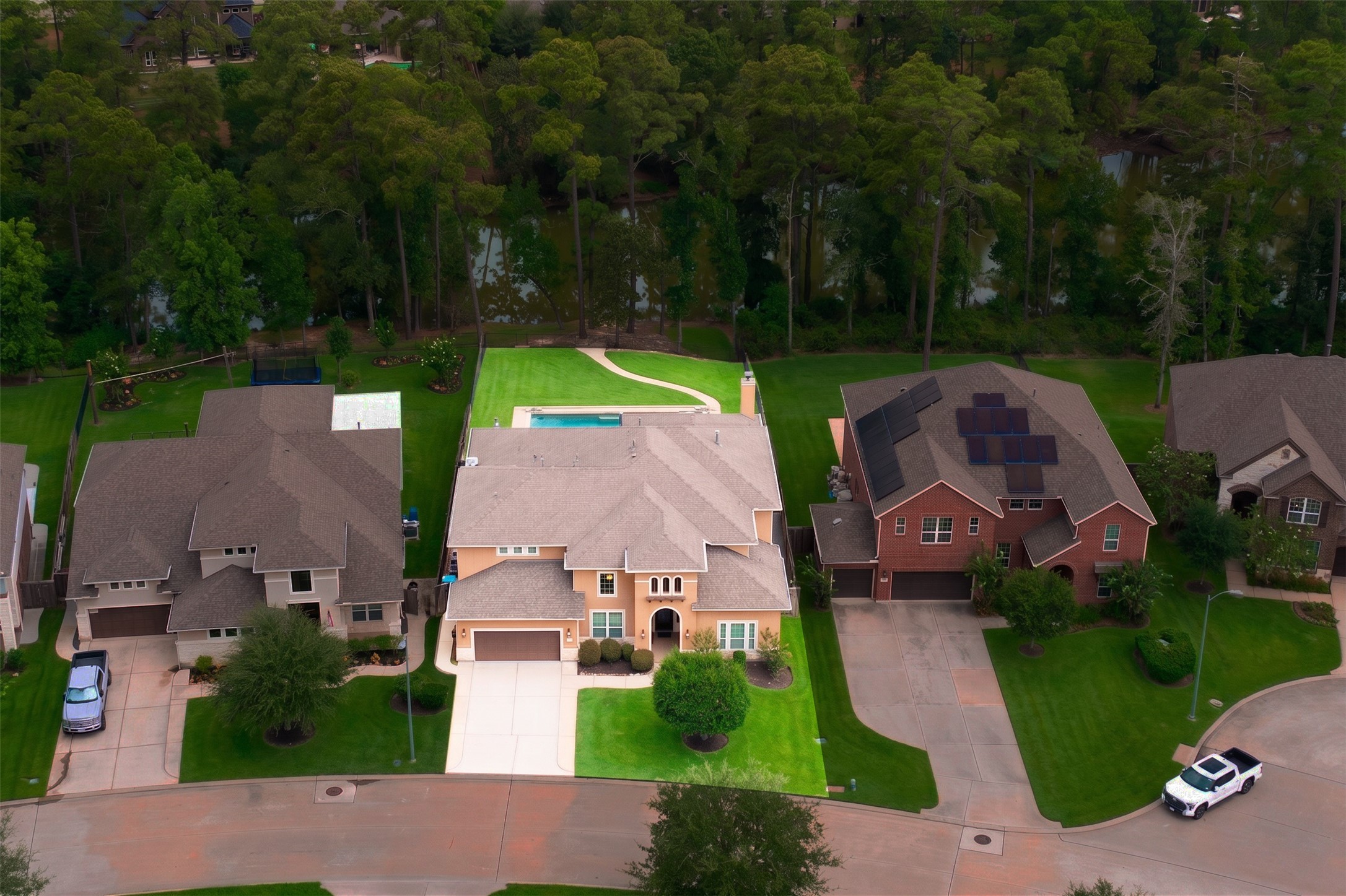 13718 Nubenbrook Lake Drive Property Photo 3